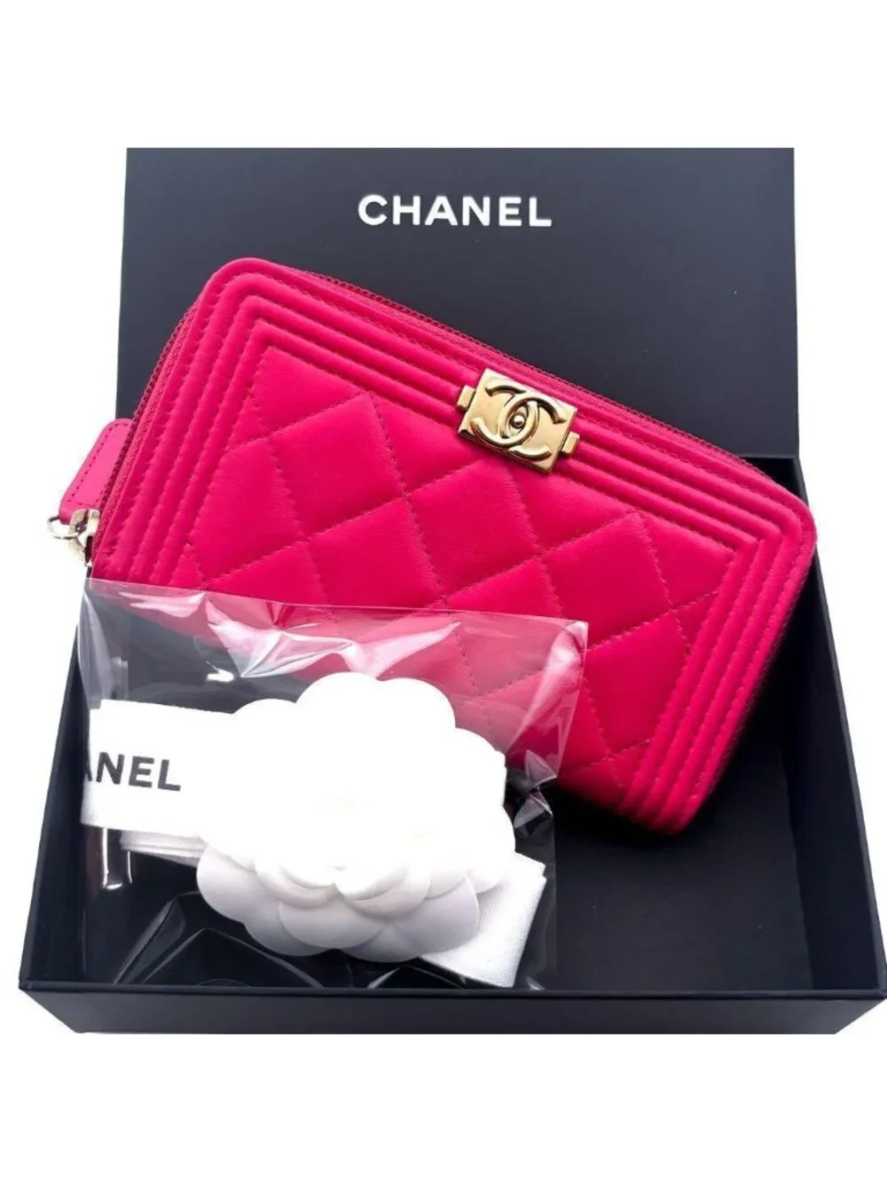 Chanel Wallet Boy Round